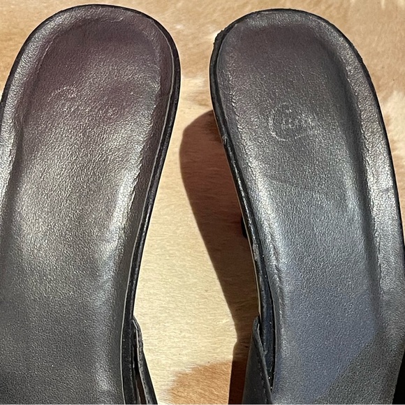 Vintage Candie’s pointed toe kitten heels - Picture 7 of 7